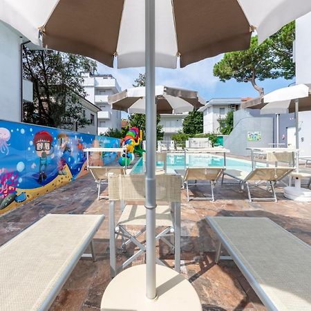 Residence Filmare Riccione Zewnętrze zdjęcie