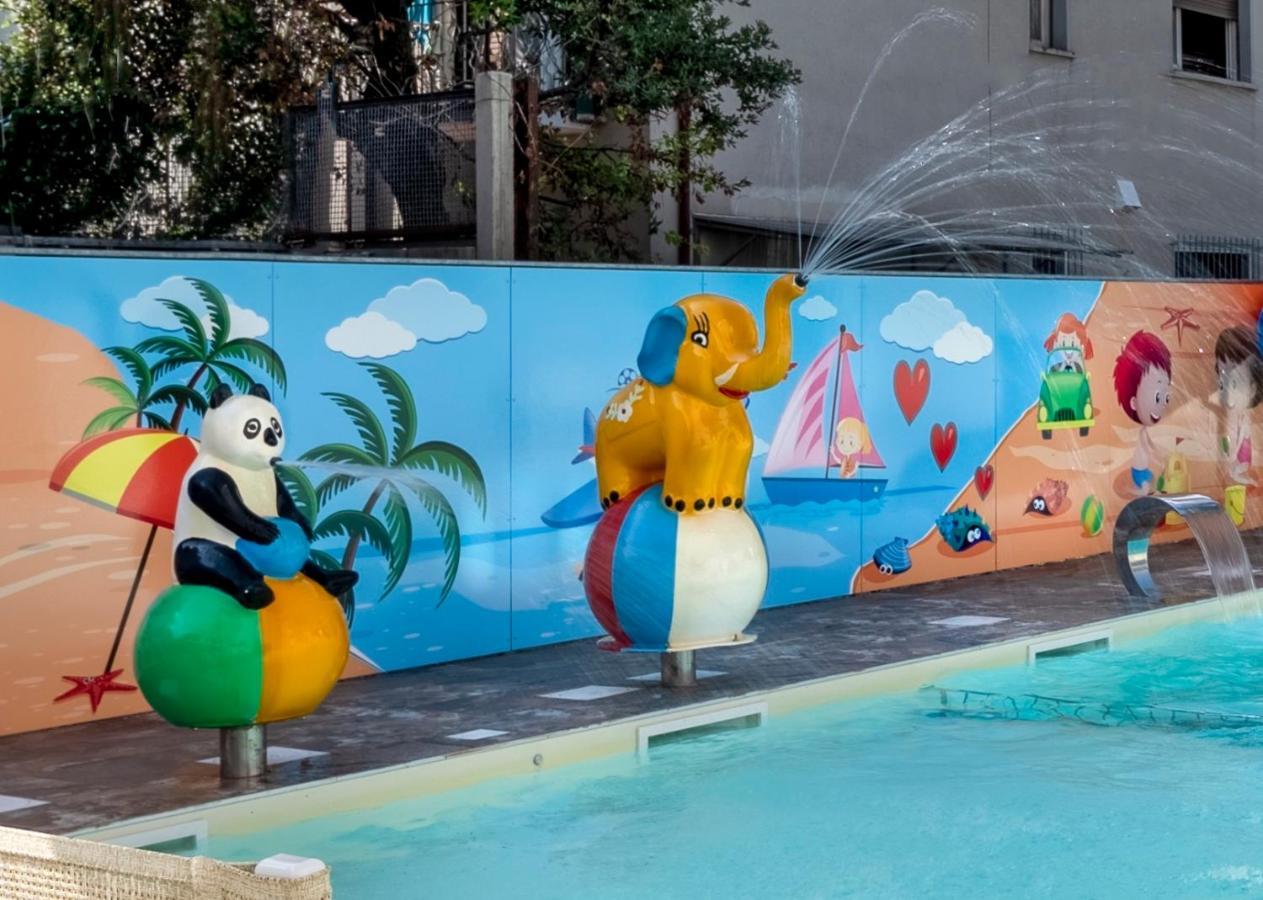 Residence Filmare Riccione Zewnętrze zdjęcie