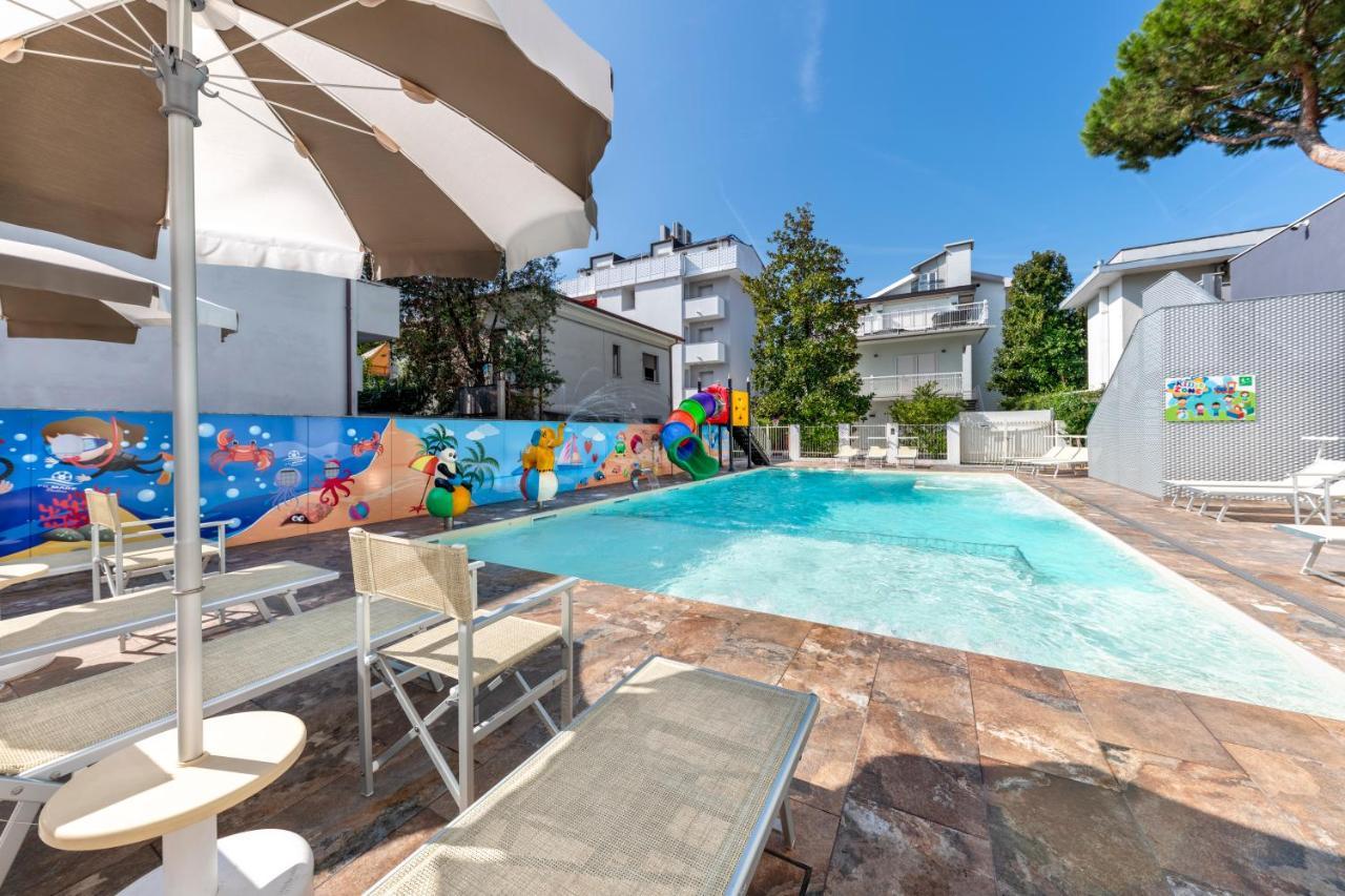 Residence Filmare Riccione Zewnętrze zdjęcie